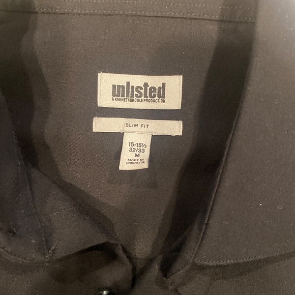 Unlisted a Kenneth Cole Production button down SIZE: 15 - 15 1/2, 32/33 - Picture 2 of 4
